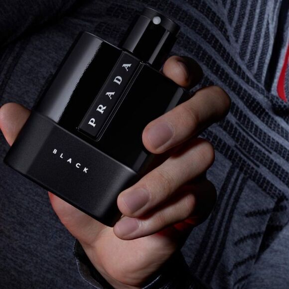 Prada Luna Rossa Black Eau de Parfum - 3.3 fl oz - Bold &
Sophisticated - Picture 15 of 17